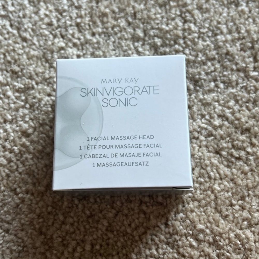 NIB Mary Kay White Skinvigorate Sonic Facial Massage Head